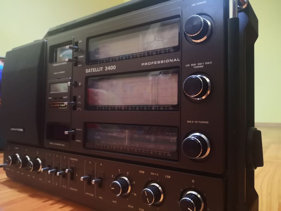Radio Grundig satellit 3400 profesional