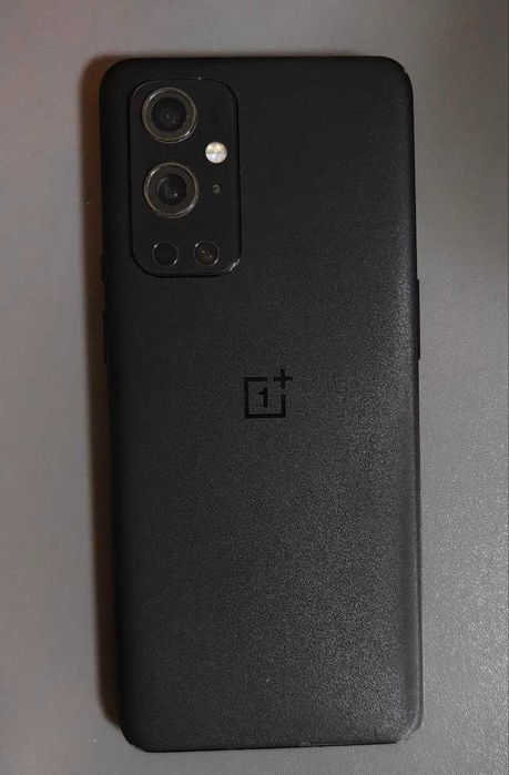 One plus 9 pro телефон