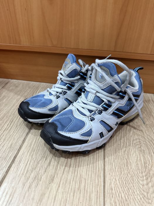 Кроссовки, размер 36