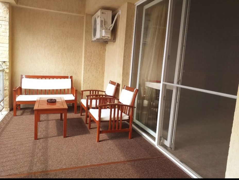 Apartament 3 camere, vedere spre lac