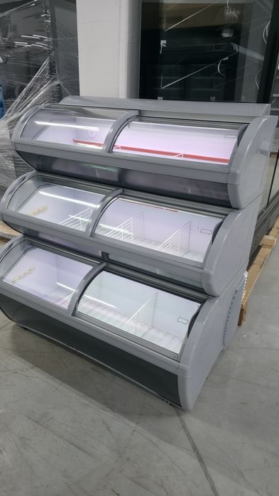 Фризер витрина 3 нива