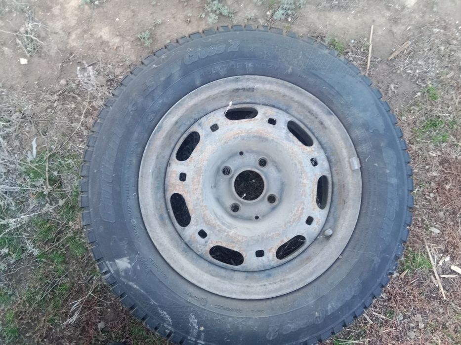 Продам зимние резину