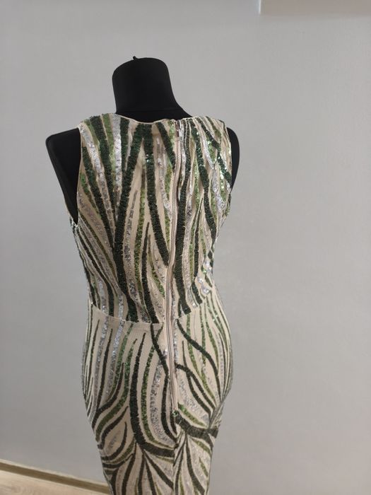 Rochie eleganta cu paiete