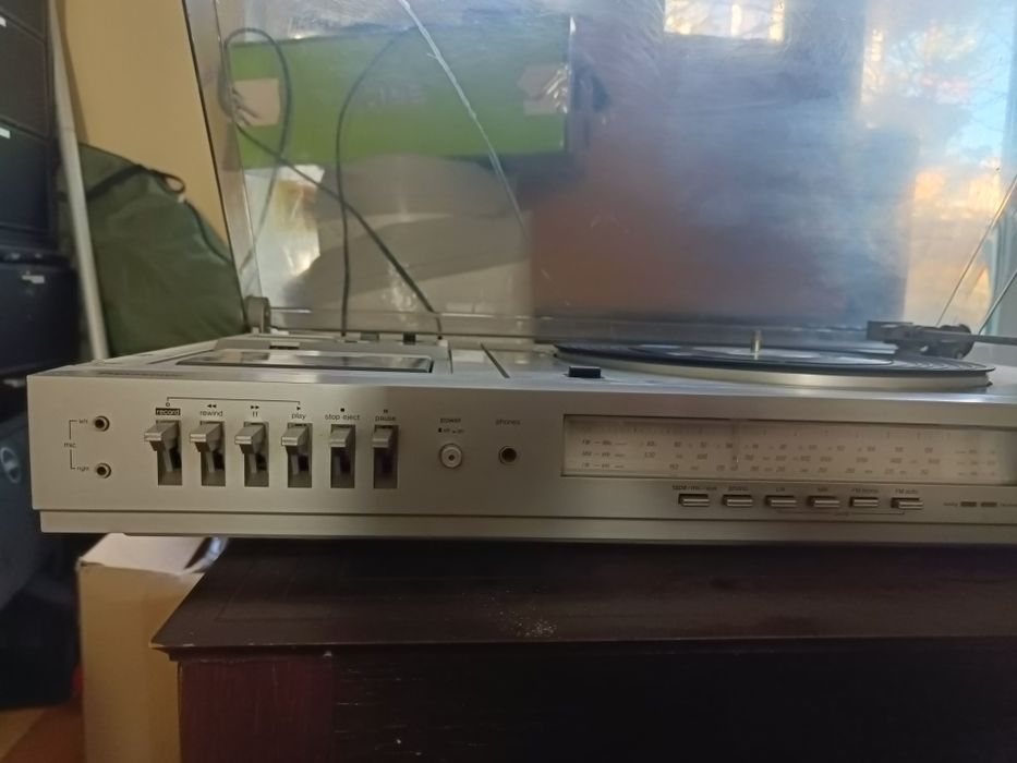 Грамофон работещ  Panasonic