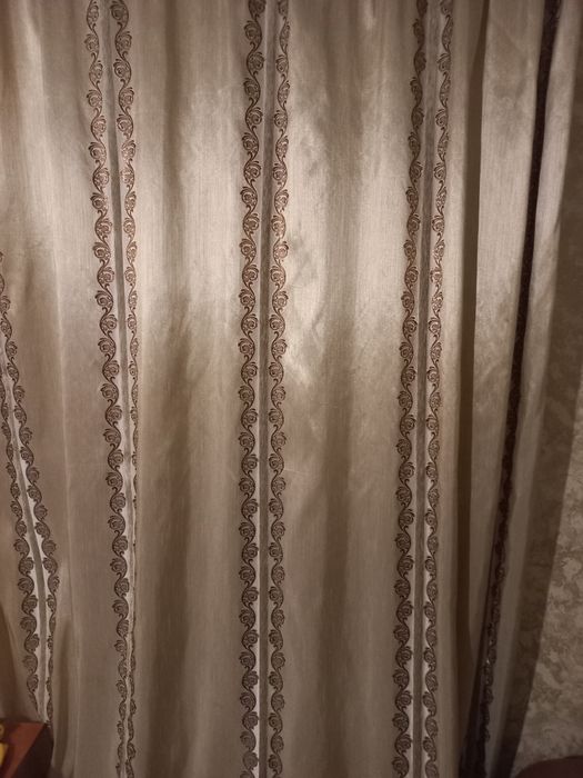 Шторы  и тюль разные