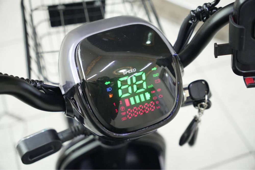 Yangi Arzon Qulay Elektro skuter. ~50km
