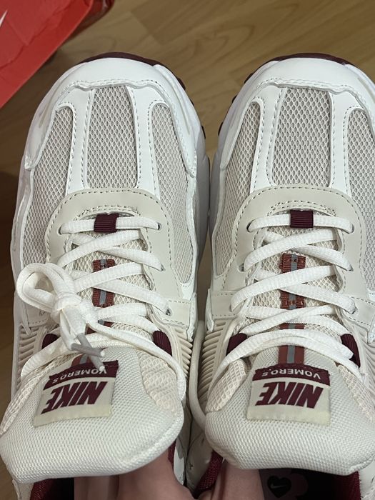 nike zoom vomero 5 кроссовки