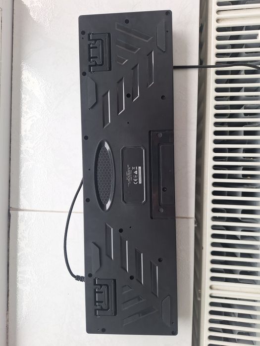 Vand tastatura de gaming cu ARGB cu fir