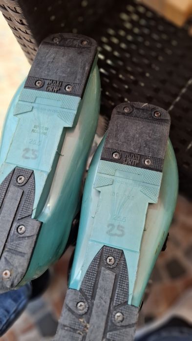 Set Complet Schi Junior Race: Fischer RC4 Worldcup GS (138 cm) + Bețe