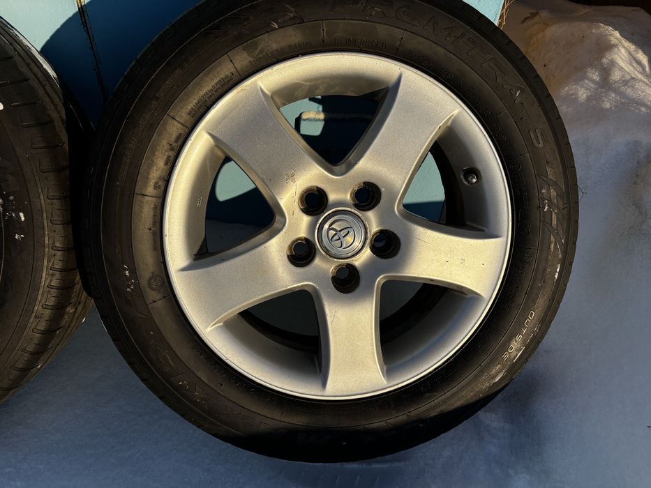 Продам диски от камри 35