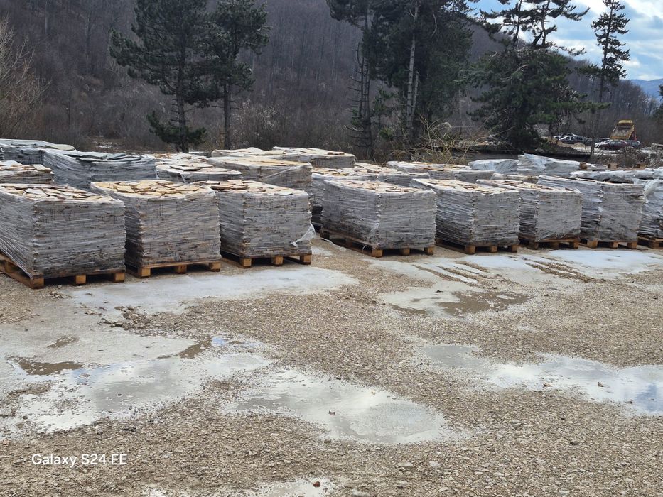 Piatra naturla , tăiată, cubica , pietricele