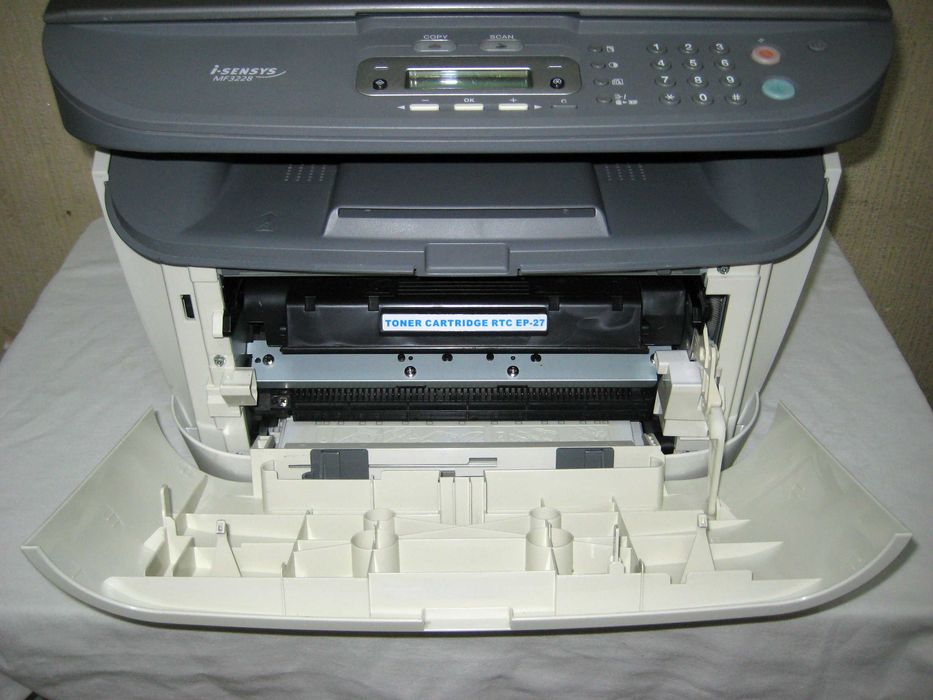Лазерный принтер 3 в одном Canon MF3228 новая!