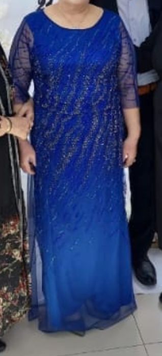 Продам шикарное платье 52-54 размер