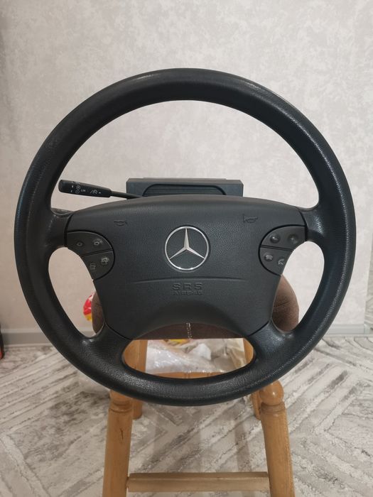 Руль и щиток приборки от Мерседес W210