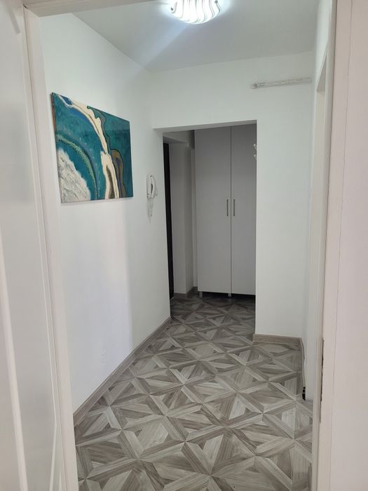 Închiriez apartament 2 camere zona centru