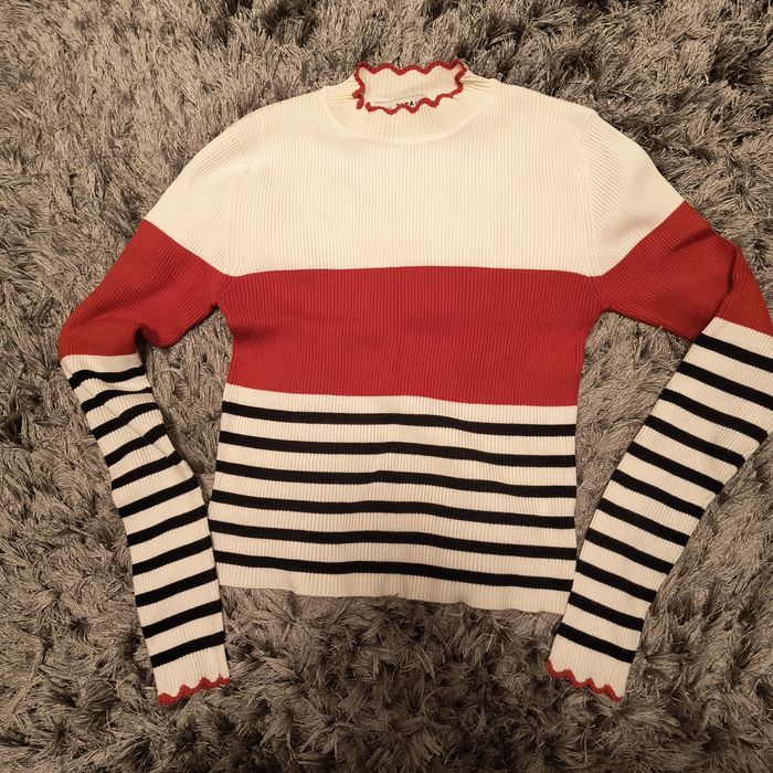 Bluza Zara, S, se potrivește și M, ca nouă