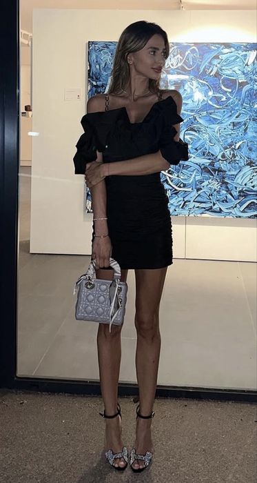 Рокля other theory