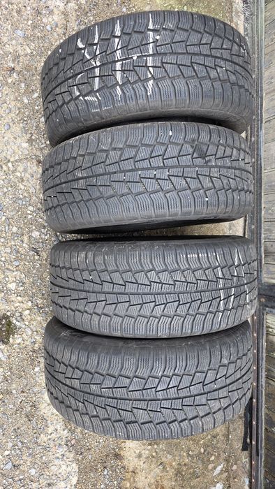 4 бр. 235/55/17  V XL Viking WinTech