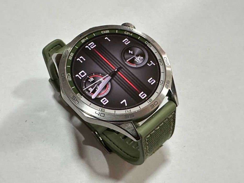 Продавам Huawei Watch GT 4, 46mm – Green