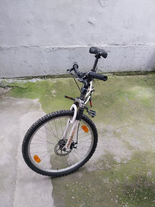 Vand bicicleta în stare buna