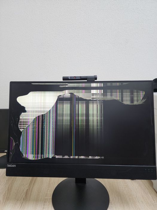 LENOVO Monoblok  sotiladi