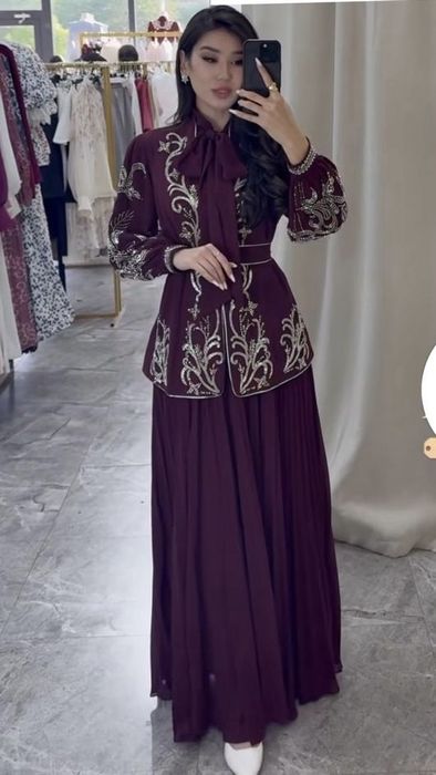 Продам новое платье