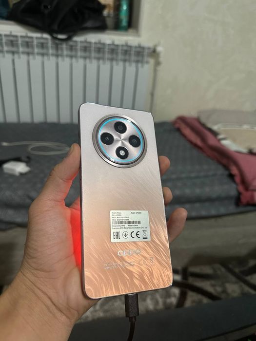 Oppo reno12 F 8+8/256