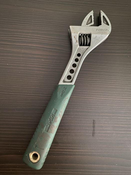 Разводной ключ FORCE 250 мм