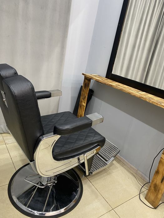 Сдам кресло барберу