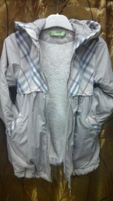 Плащик-пальто утепленный на девочку.