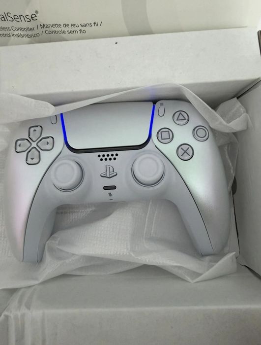 PS5 джойстик Chroma Pearl чисто нов, уникален цвят