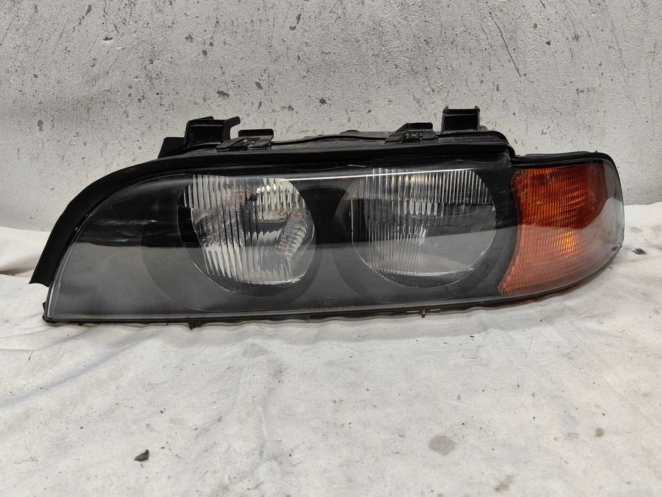 Оригинален фар БМВ 5 Е39   BMW 5 E39