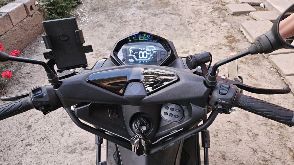 N-MAX в максимальной комплектации