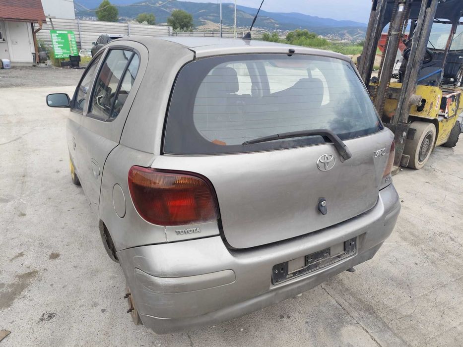 Toyota Yaris 1.4 - D4D - 75к.с - 2004г. на части