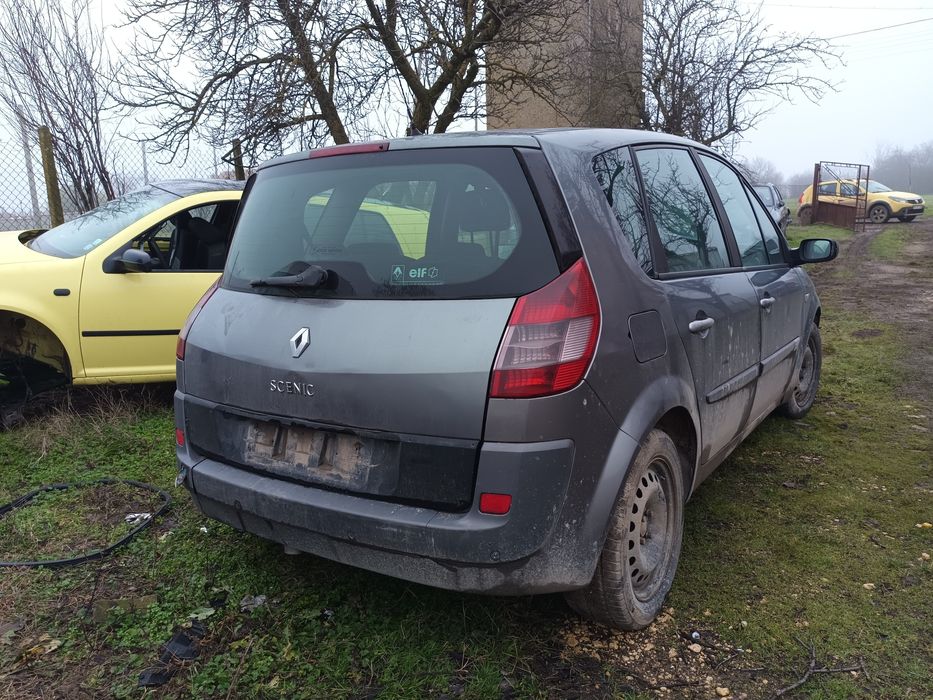Продавам renault scenic 1.9 120 коня на части
