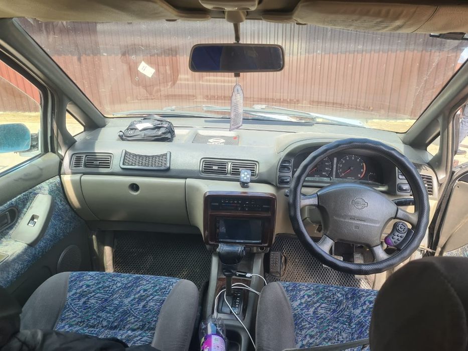 Ниссан прайер джой