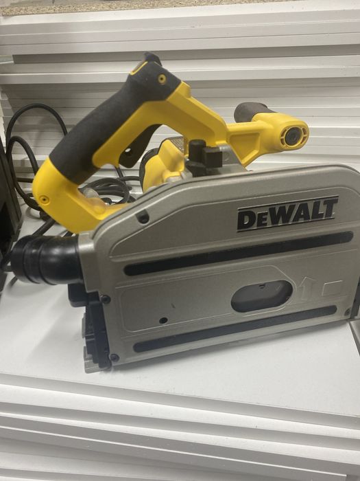 Погружной пила Dewalt