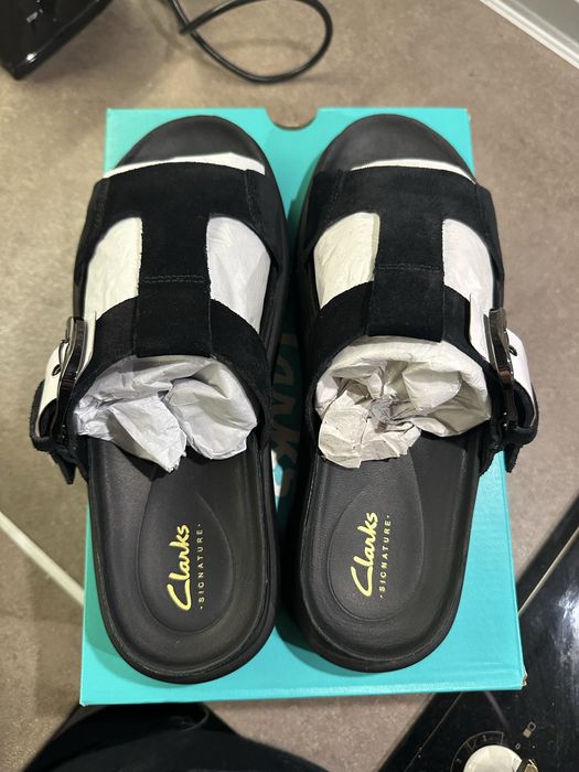 Чехли от естествена кожа Clarks