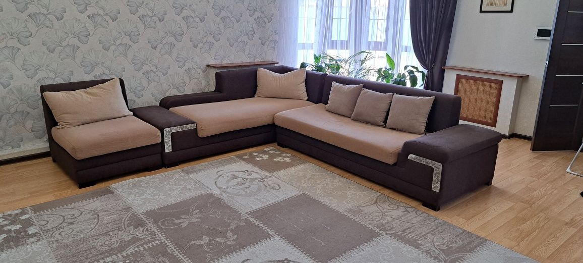 Продам диван угловой: 210 000 тг. - Мебель для гостиной Алматы на Olx