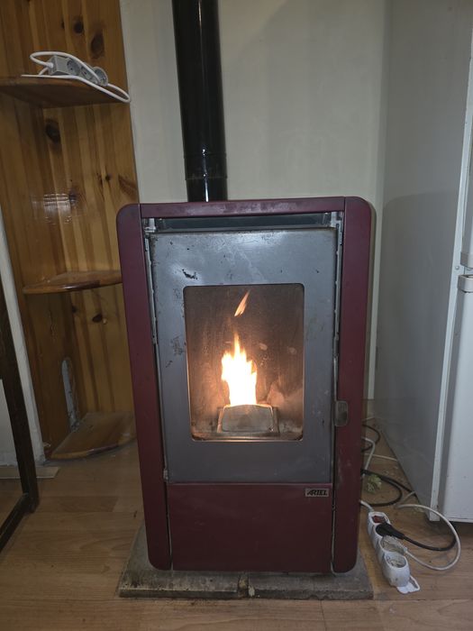 Пелетна камина суха 6 kw Artel