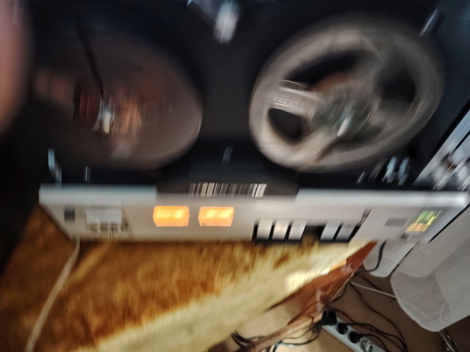 Магнетофон  Philips 4500