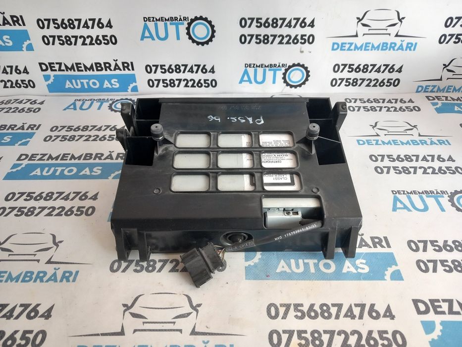 magazie cd vw Passat b6 2006
