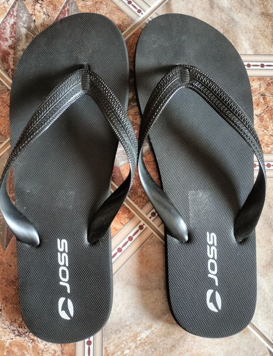 Шлепанцы, сланцы