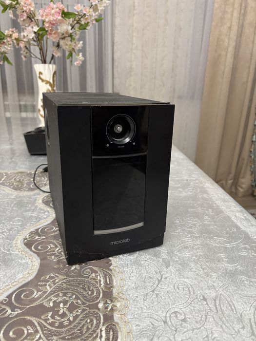 Продается буфер с колонками