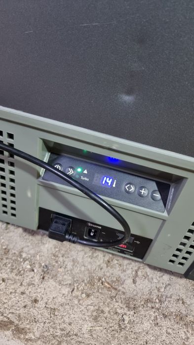 Frigider auto Truma Cooler 60 L