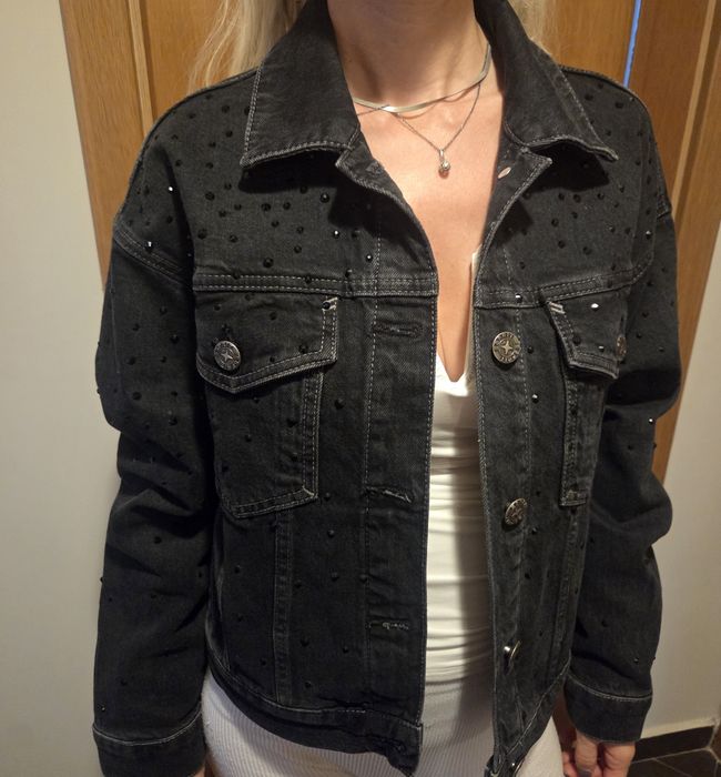 Esprit дънково яке с декоративни камъни