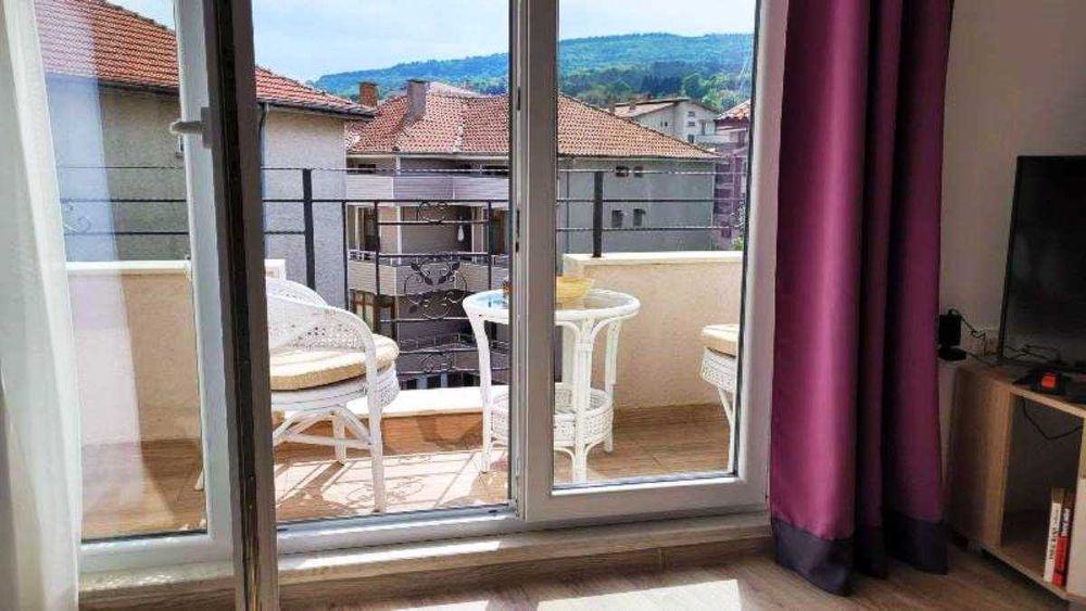 Продава се Тристаен апартамент в Обзор - 75 кв.м за 677 €/кв.м - Снимка #4