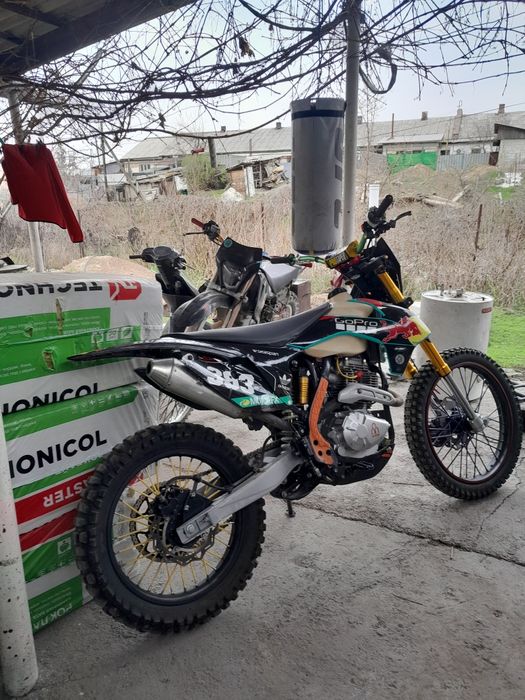 мотоцикл эндуро полноразмерный