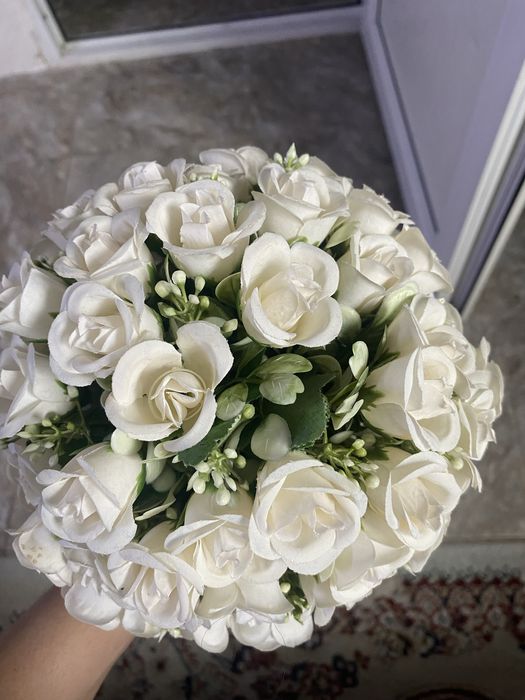 Продам букеты девчики