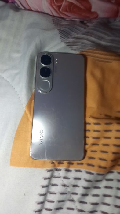 Vivo v40 lite 256гб/8гб